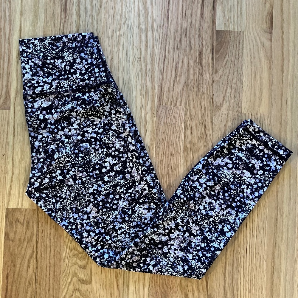 lululemon x barre3 Wunder Under Black Floral 7/8 Leggings
